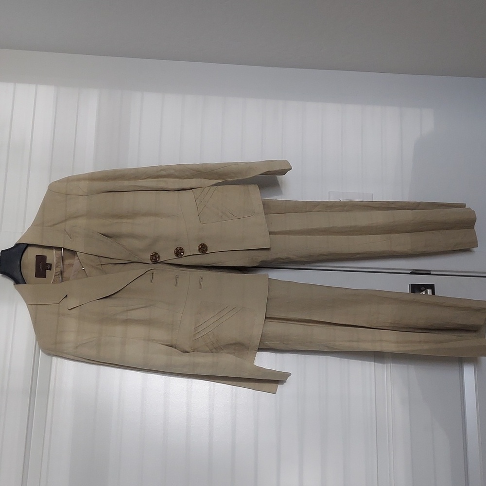 Merona Beige Pant Suit Size 10